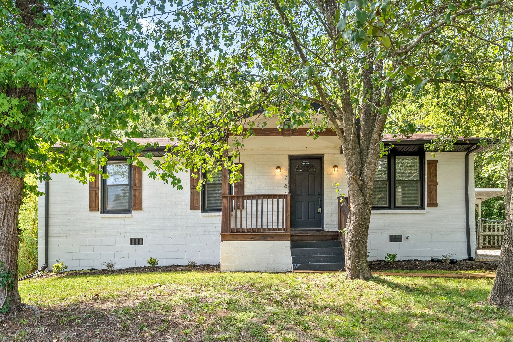 Property Photo:  2761 Old Matthews Rd  TN 37207 