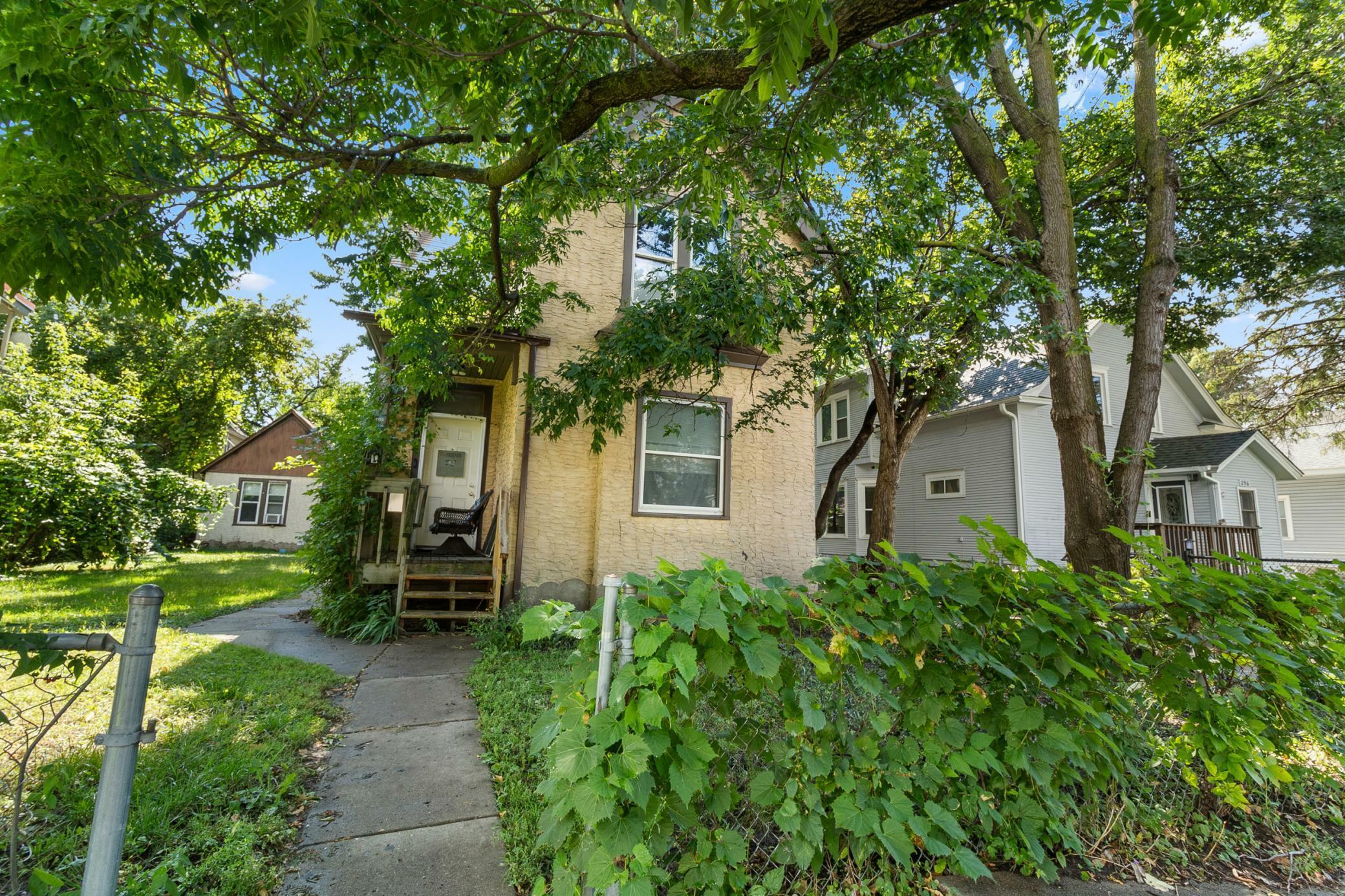 Property Photo:  292-294 Thomas Avenue  MN 55103 