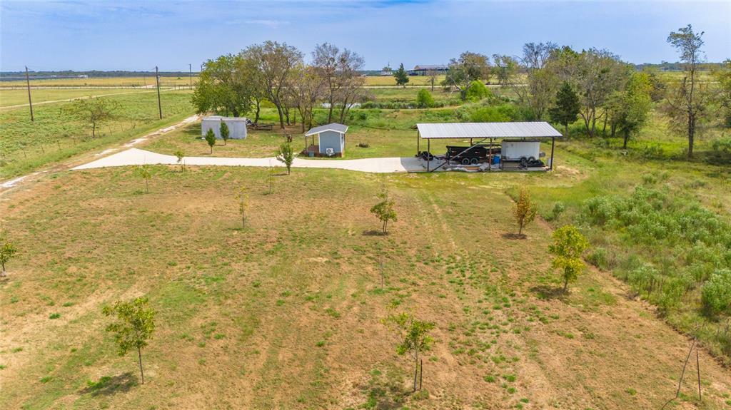 Property Photo:  1987 Farm Road 900 N  TX 75478 