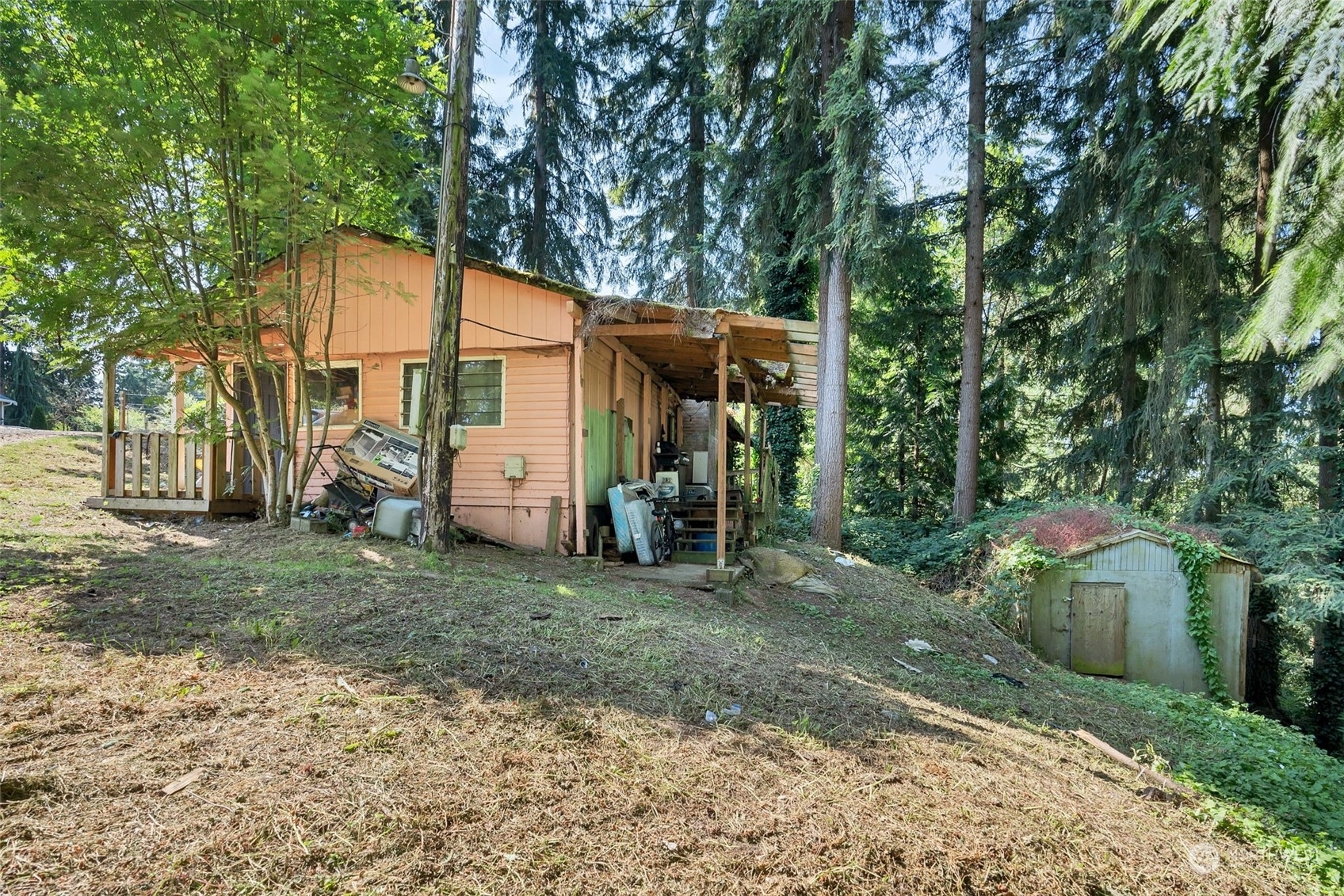 Property Photo:  12624 Waltham Drive  WA 98208 