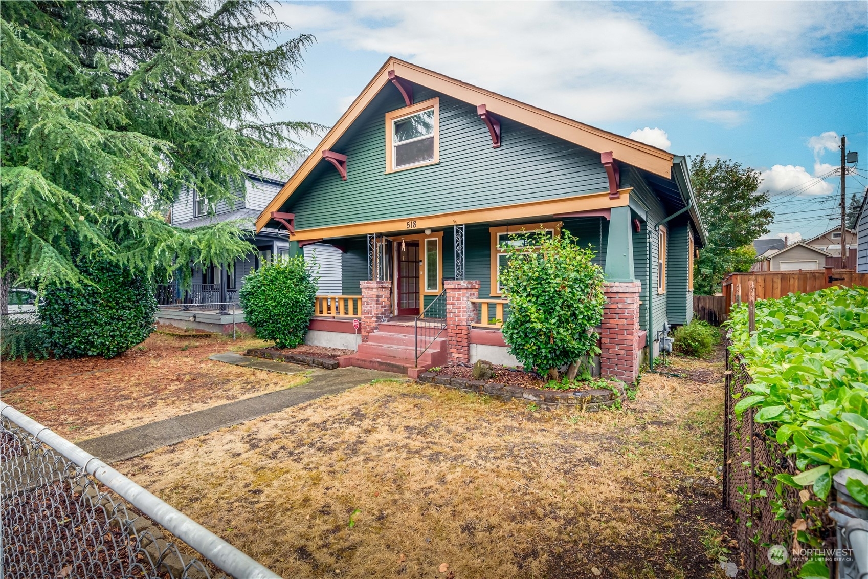 Property Photo:  518 E 34th Street  WA 98404 