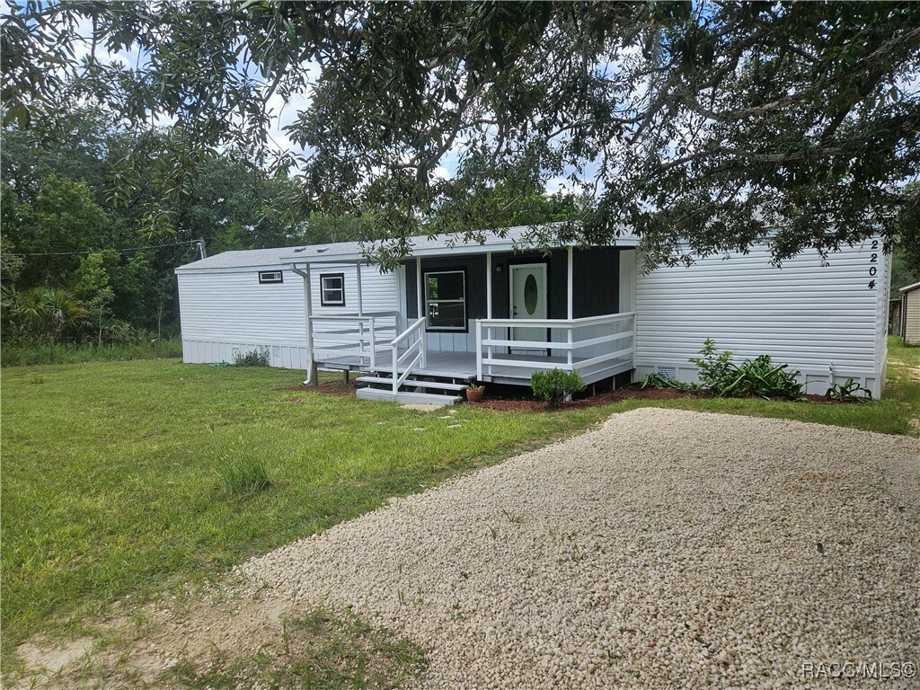 Property Photo:  2204 S Rock Crusher Road  FL 34448 