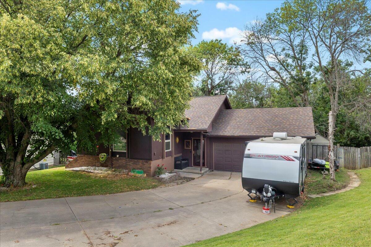 Property Photo:  1216 Timber Lane  IA 51534 