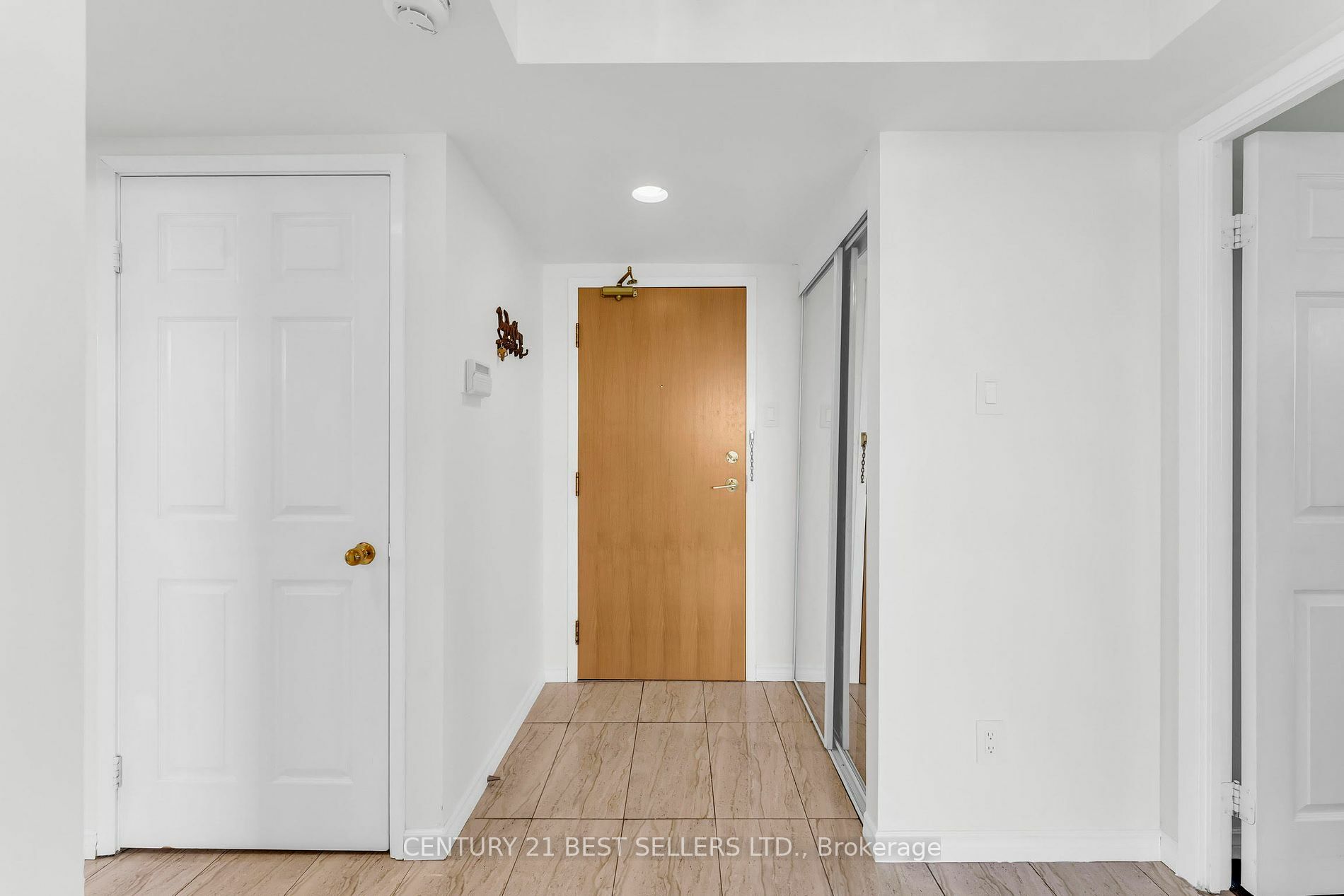 Property Photo:  330 Mill St S 1110  ON L6Y 1T3 