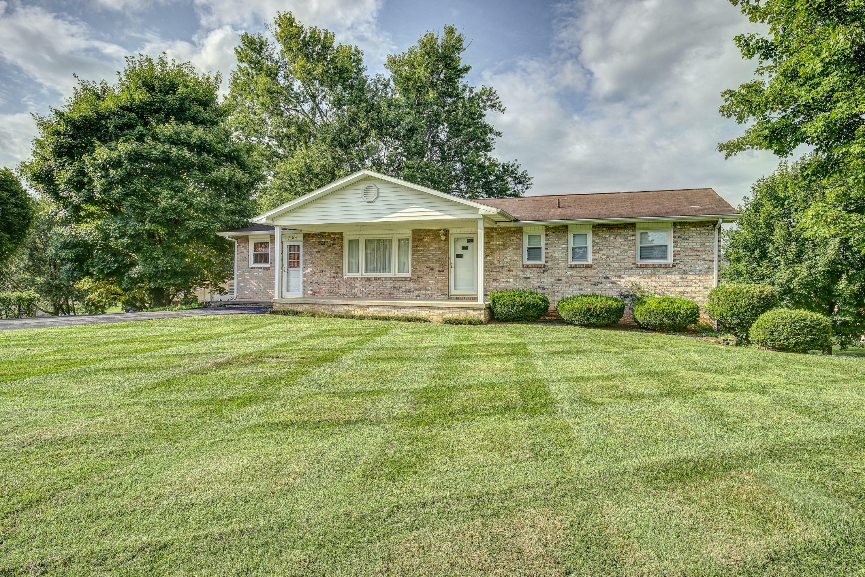 Property Photo:  204 Meridale Drive  TN 37601 