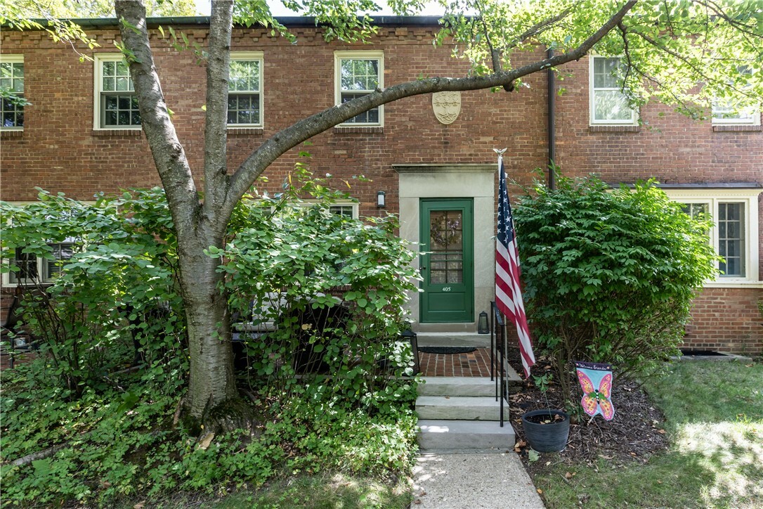 405 Sulgrave Road  Pittsburgh PA 15211 photo