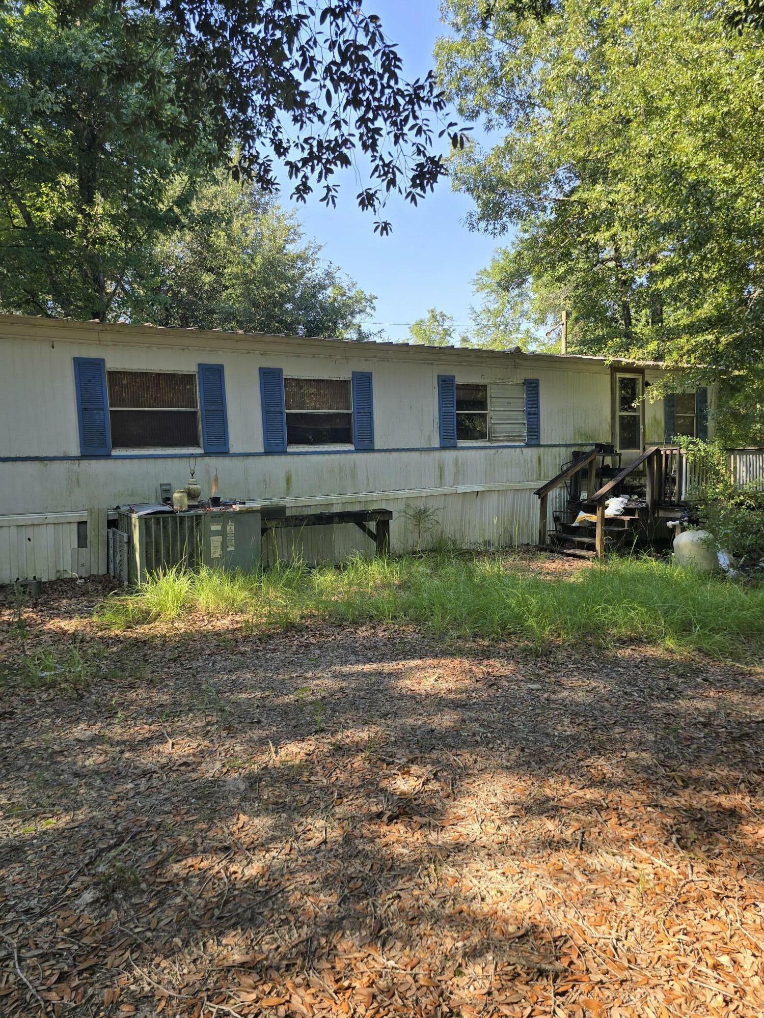 Property Photo:  381 Appaloosa Way  FL 32428 