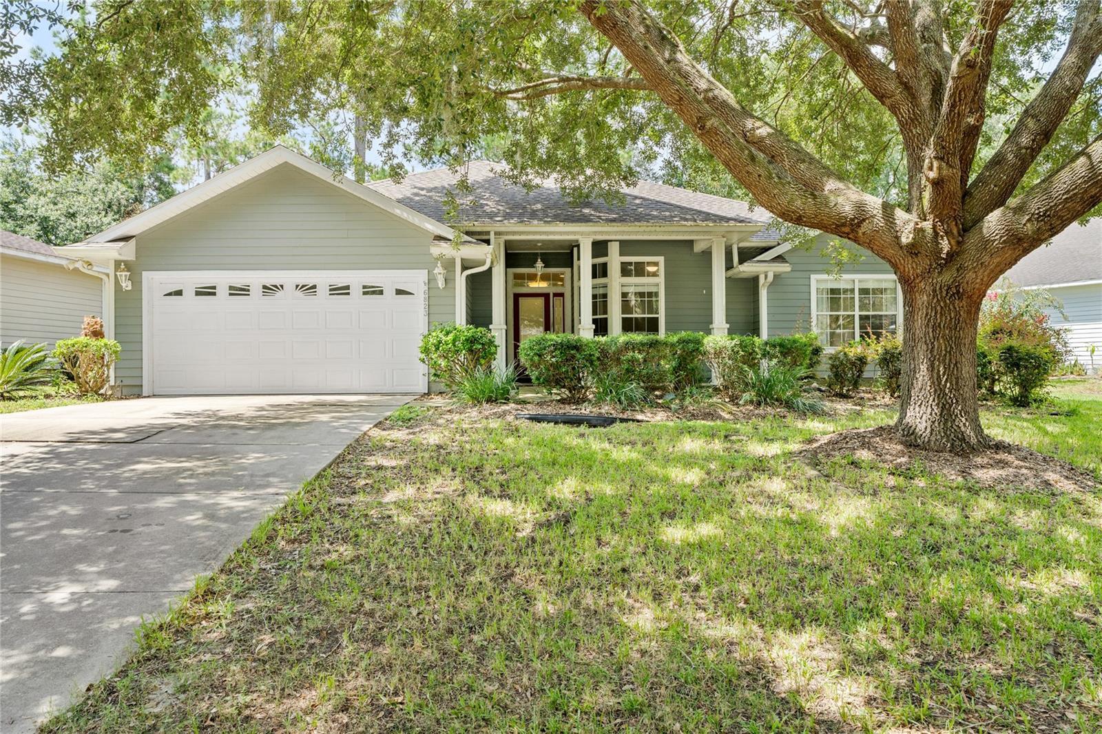 Property Photo:  6823 NW 105th Avenue  FL 32615 