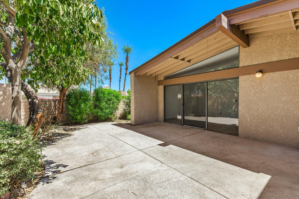 74192 Catalina Way  Palm Desert CA 92260 photo