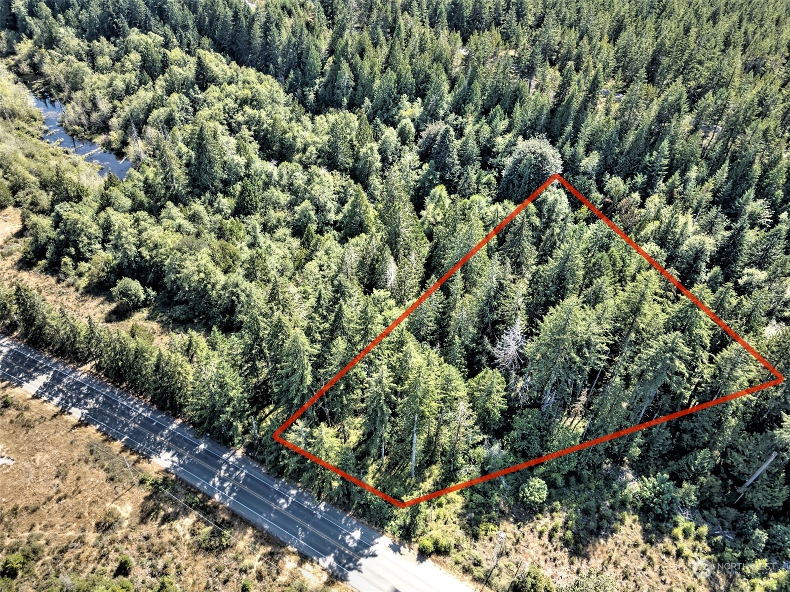 Property Photo:  15501 N US Highway 101  WA 98584 