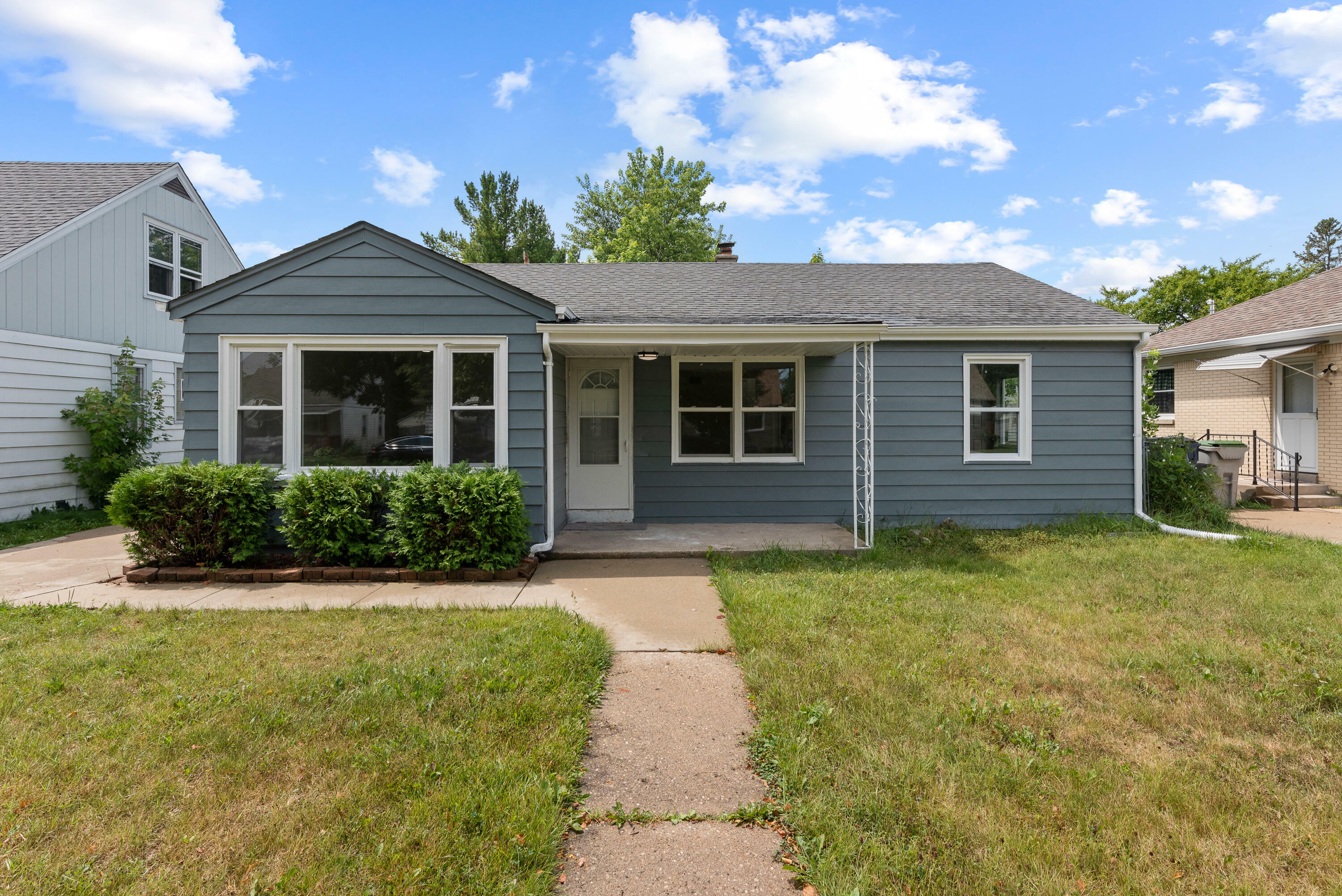 Property Photo:  4875 N 61st St  WI 53218 