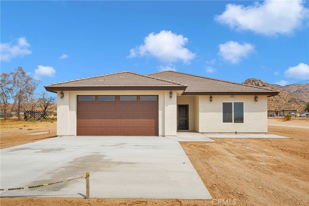 15523 Laguna Seca Drive  Apple Valley CA 92307 photo