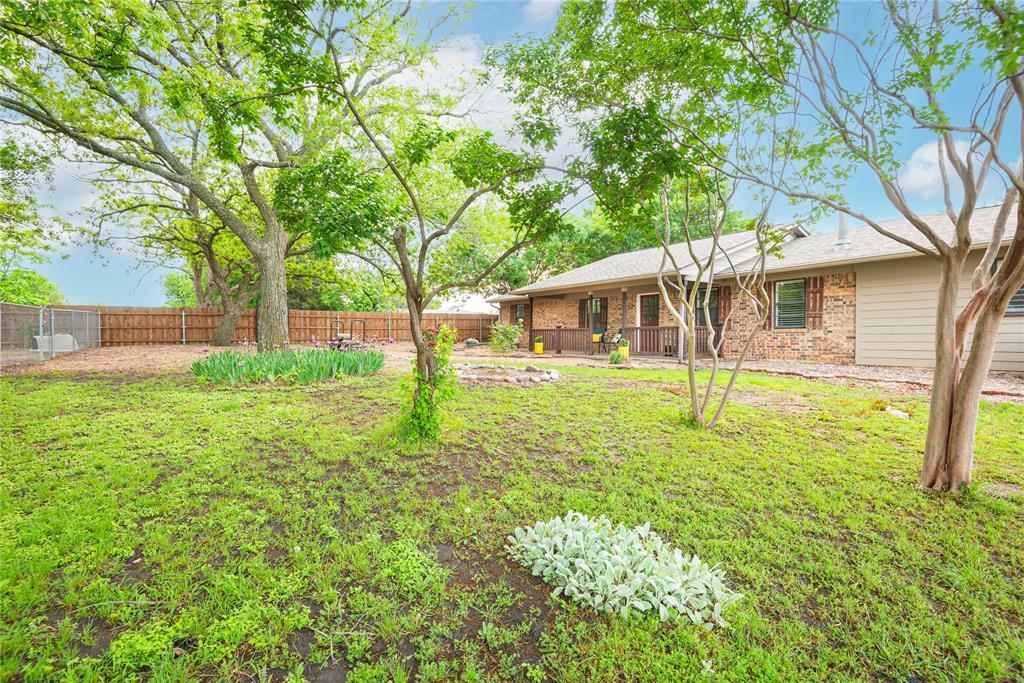 Property Photo: 4142 County Road 1001 TX 75071