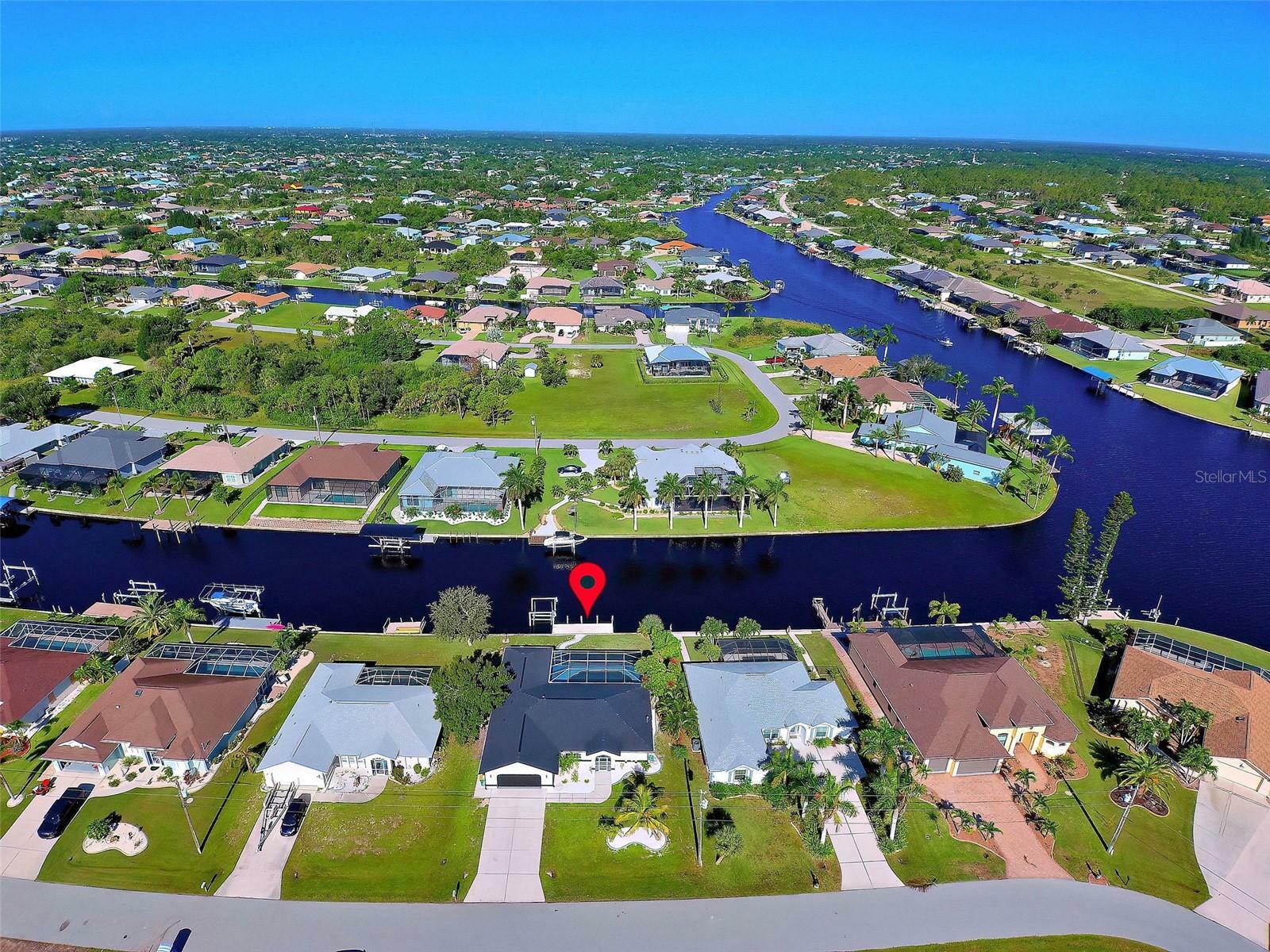 Property Photo:  9310 Rosebud Circle  FL 33981 