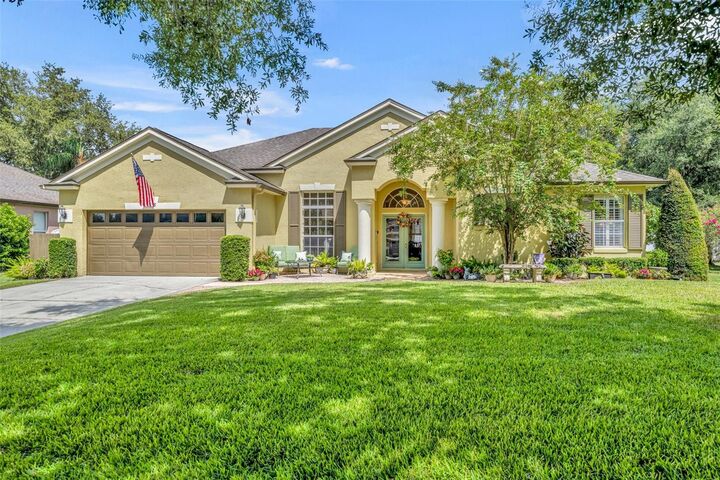 Property Photo:  828 Palmetto Terrace  FL 32765 