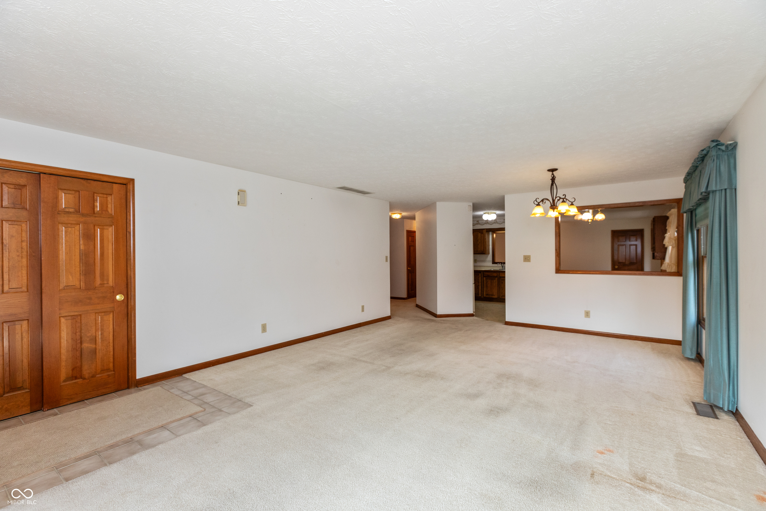 Property Photo:  2784 Colony Lake W Drive  IN 46168 