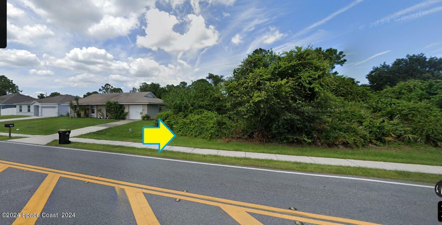 Property Photo:  1665 Wyoming Drive SE  FL 32909 