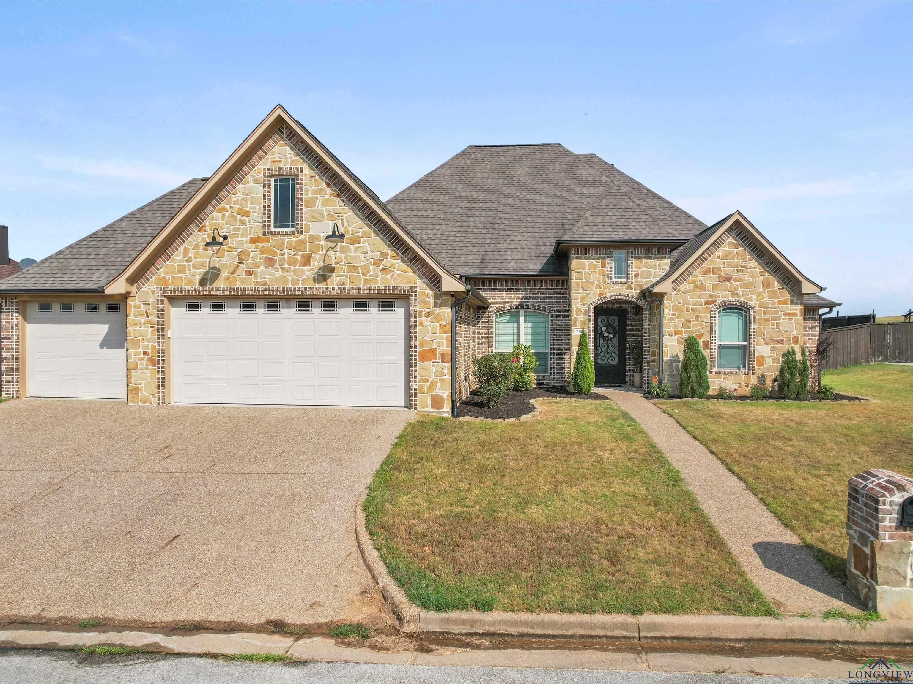 Property Photo:  208 New Braunfels  TX 75650 