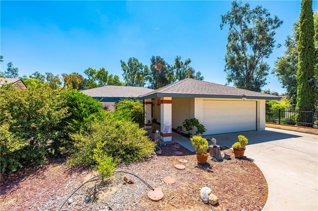 Property Photo:  30601 Moontide Court  CA 92592 