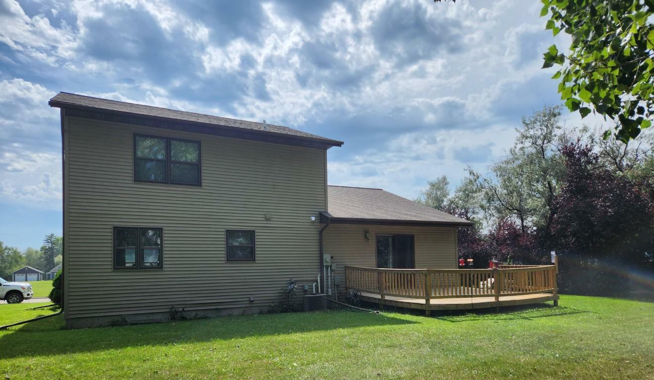 Property Photo:  1511 Cartway Drive  MN 56701 