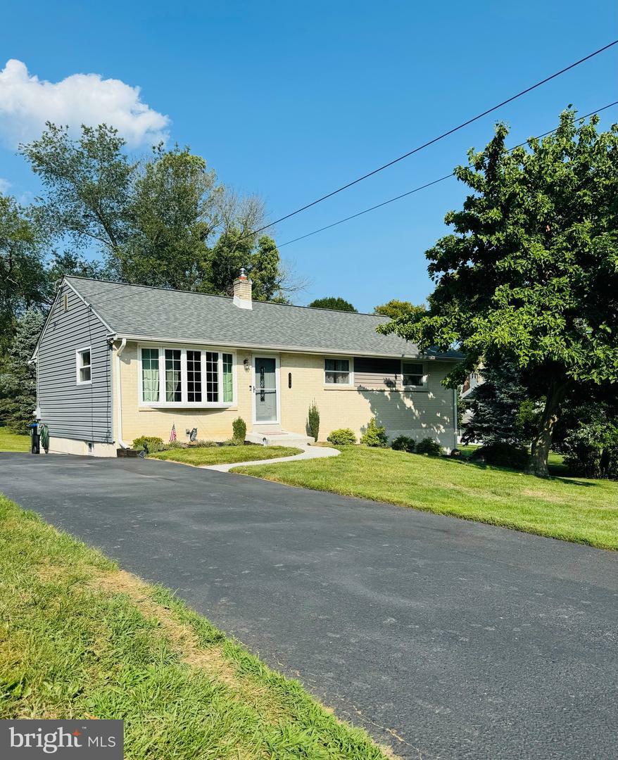 Property Photo: 3319 Upland Avenue PA 19061