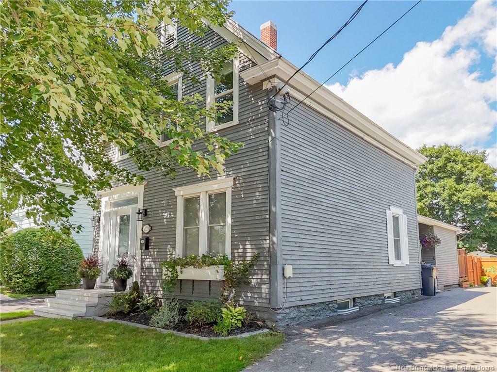 Property Photo:  125 Aberdeen Street  NB E3B 1R4 