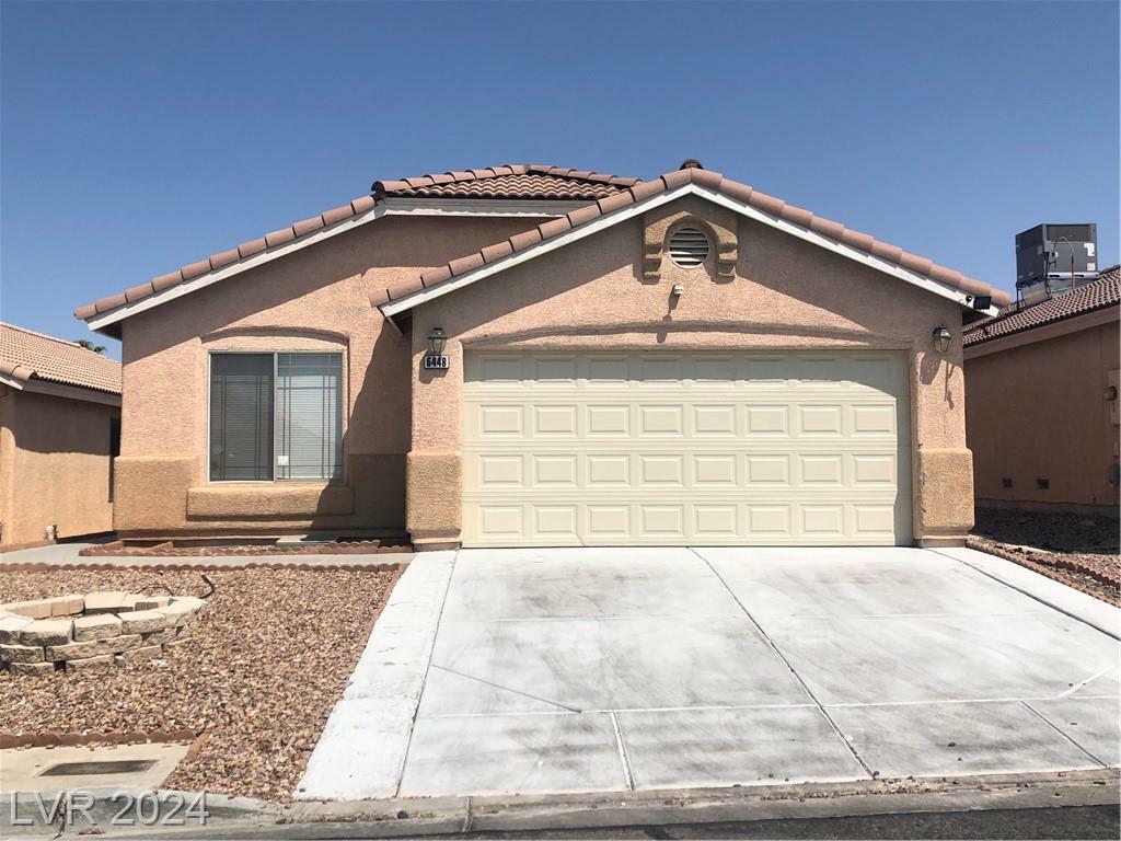 Property Photo: 6448 Dune Point Court NV 89142