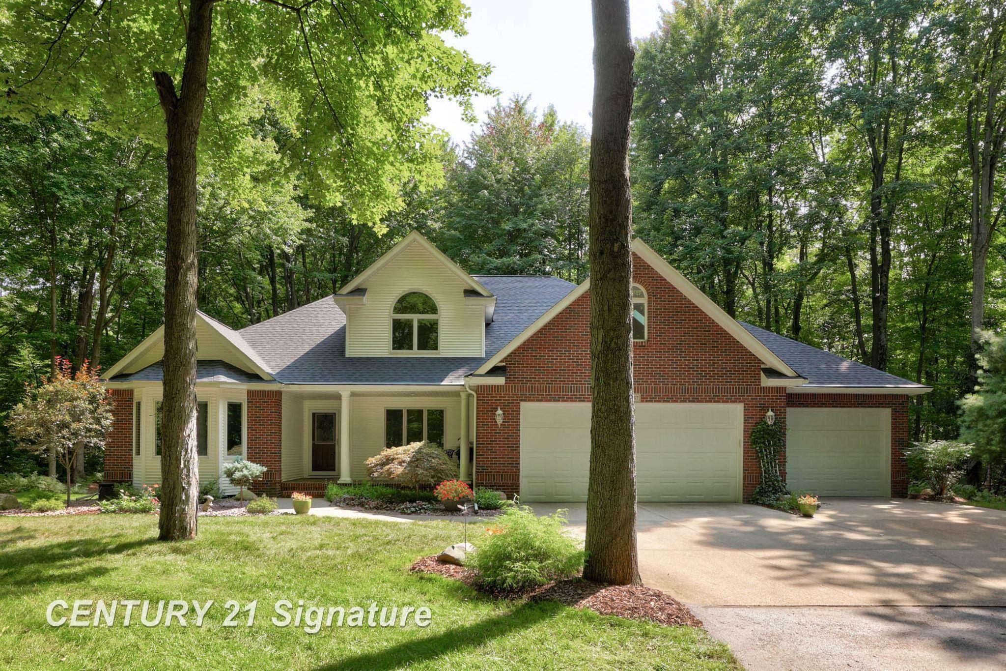 Property Photo:  16247 Northern Pintail Drive  MI 48626 