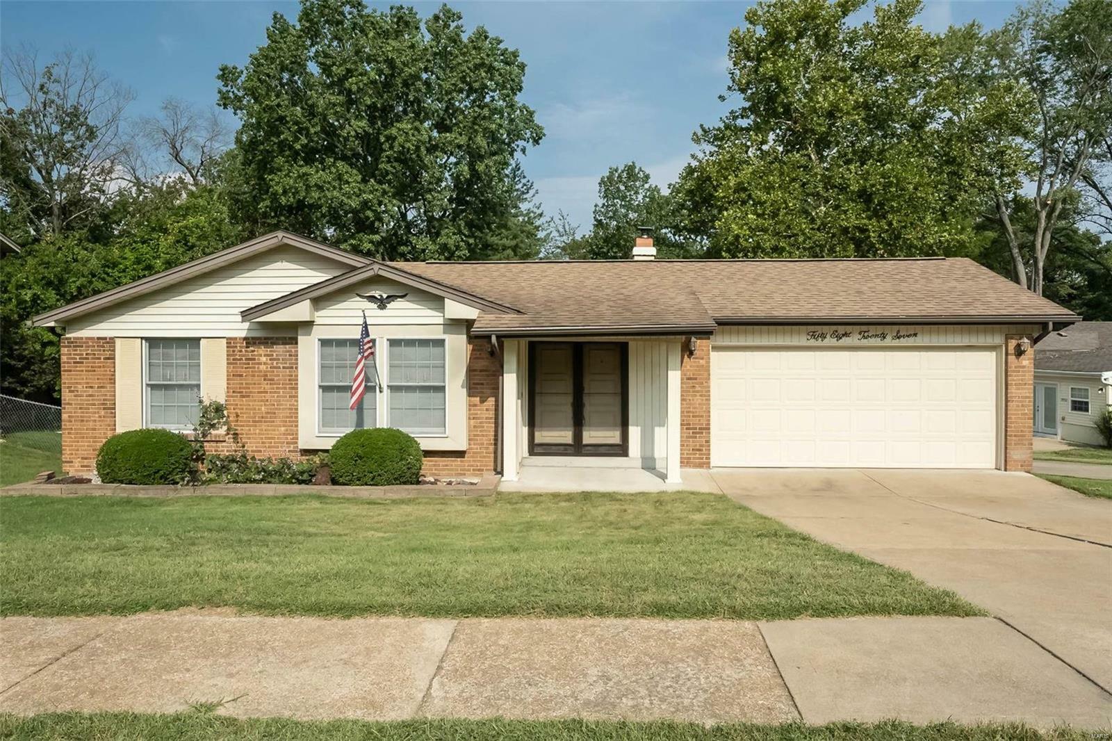 Property Photo:  5827 Bridleford Lane  MO 63129 