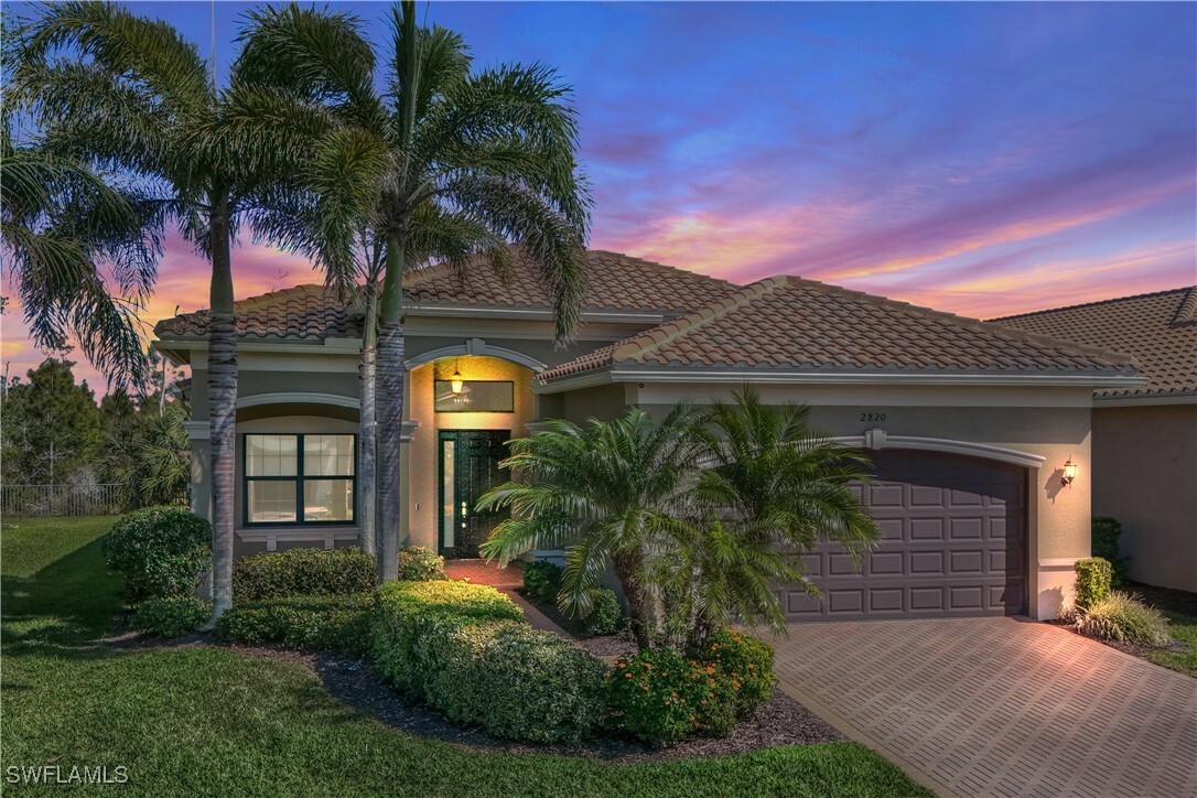 Property Photo:  2820 Cinnamon Bay Circle  FL 34119 