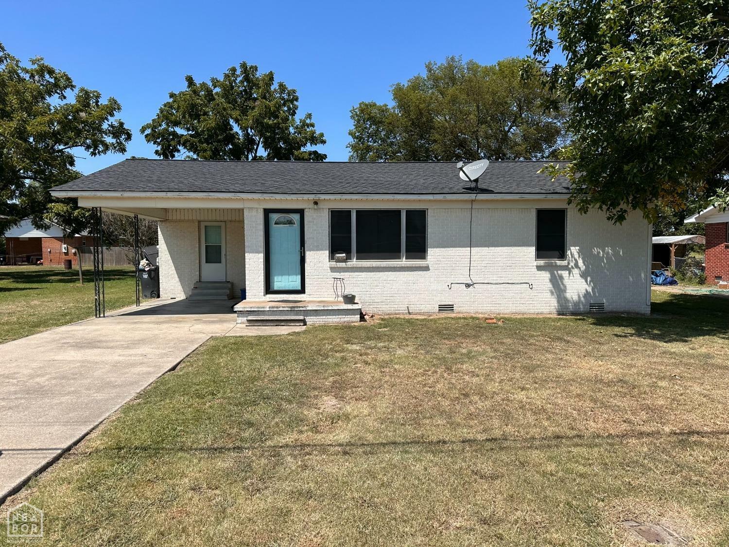 Property Photo:  308 SW 6th Street  AR 72476 