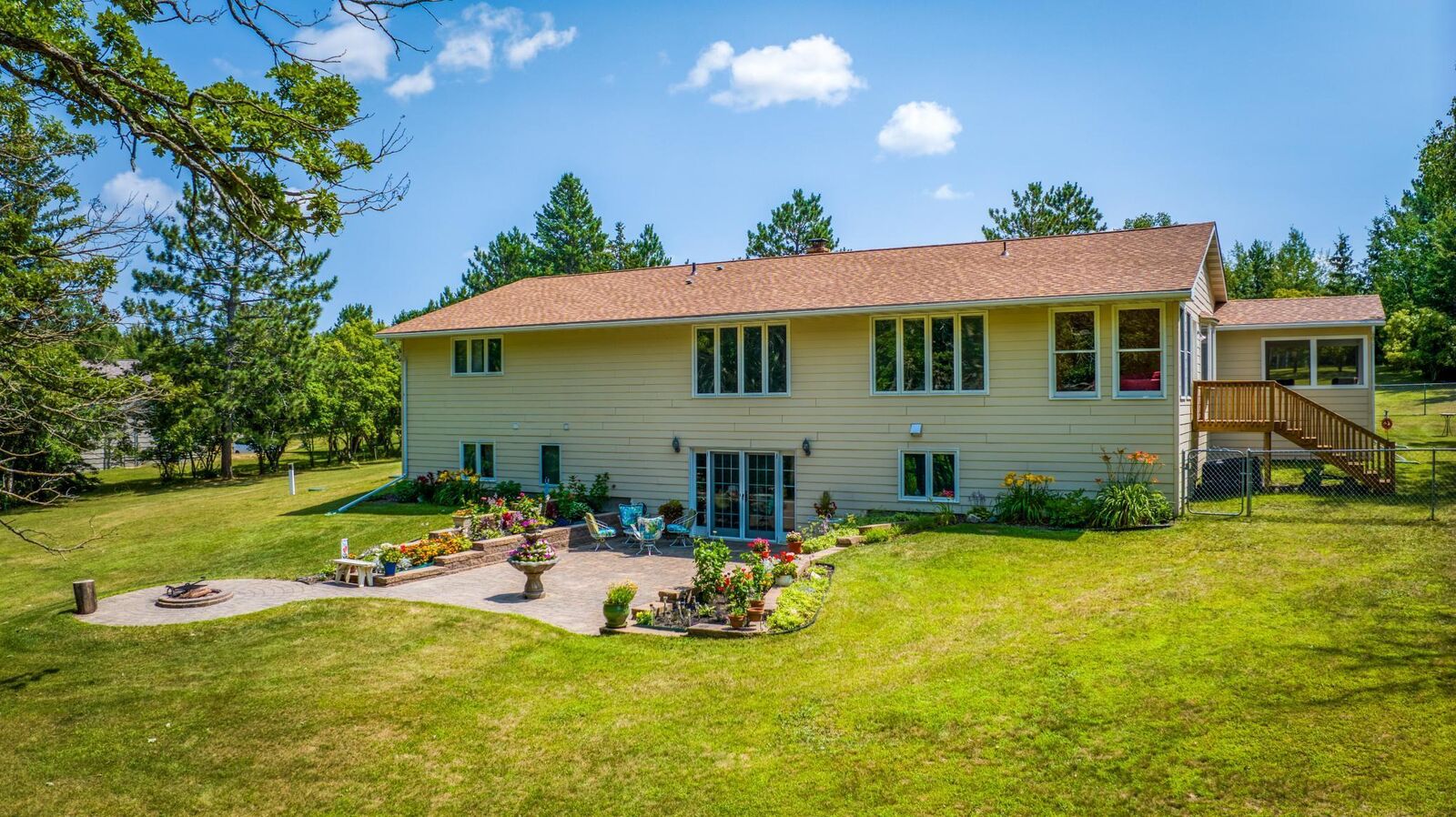 Property Photo: 1579 Rivercrest Lane SW MN 56601