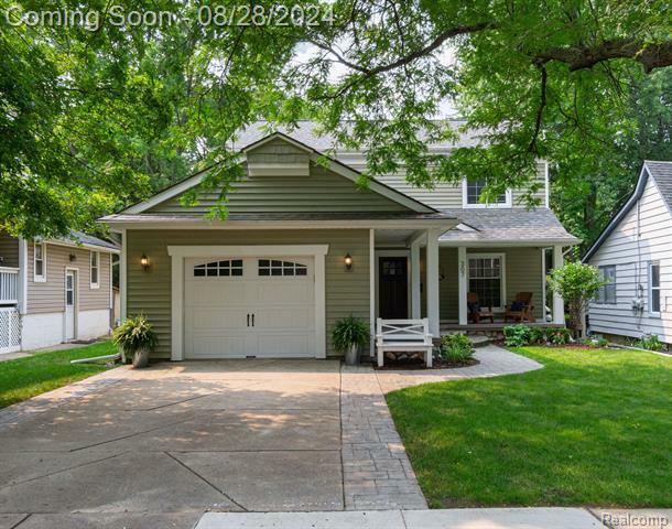 Property Photo: 307 Drace Street MI 48307