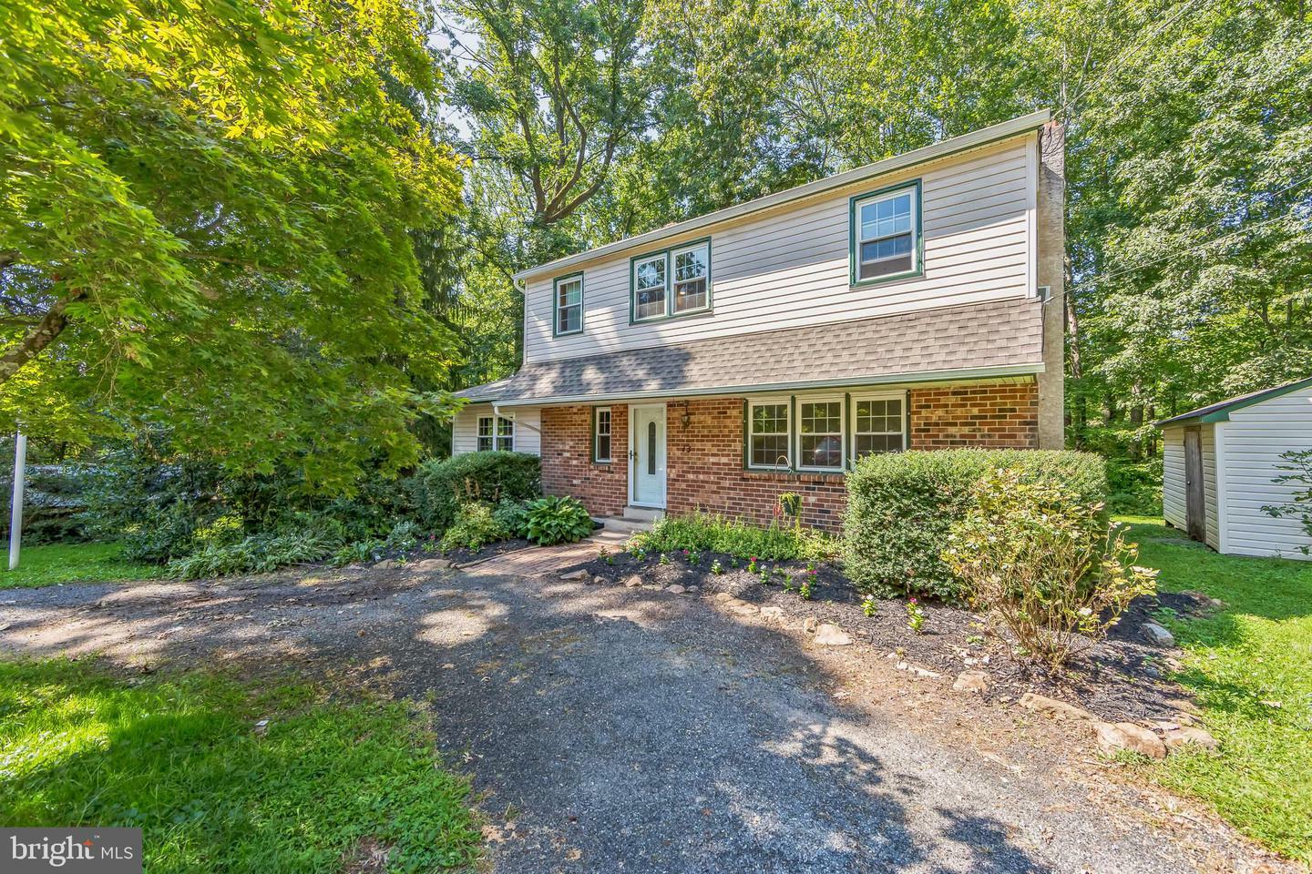 Property Photo:  13 Castle Rock Road  PA 19073 