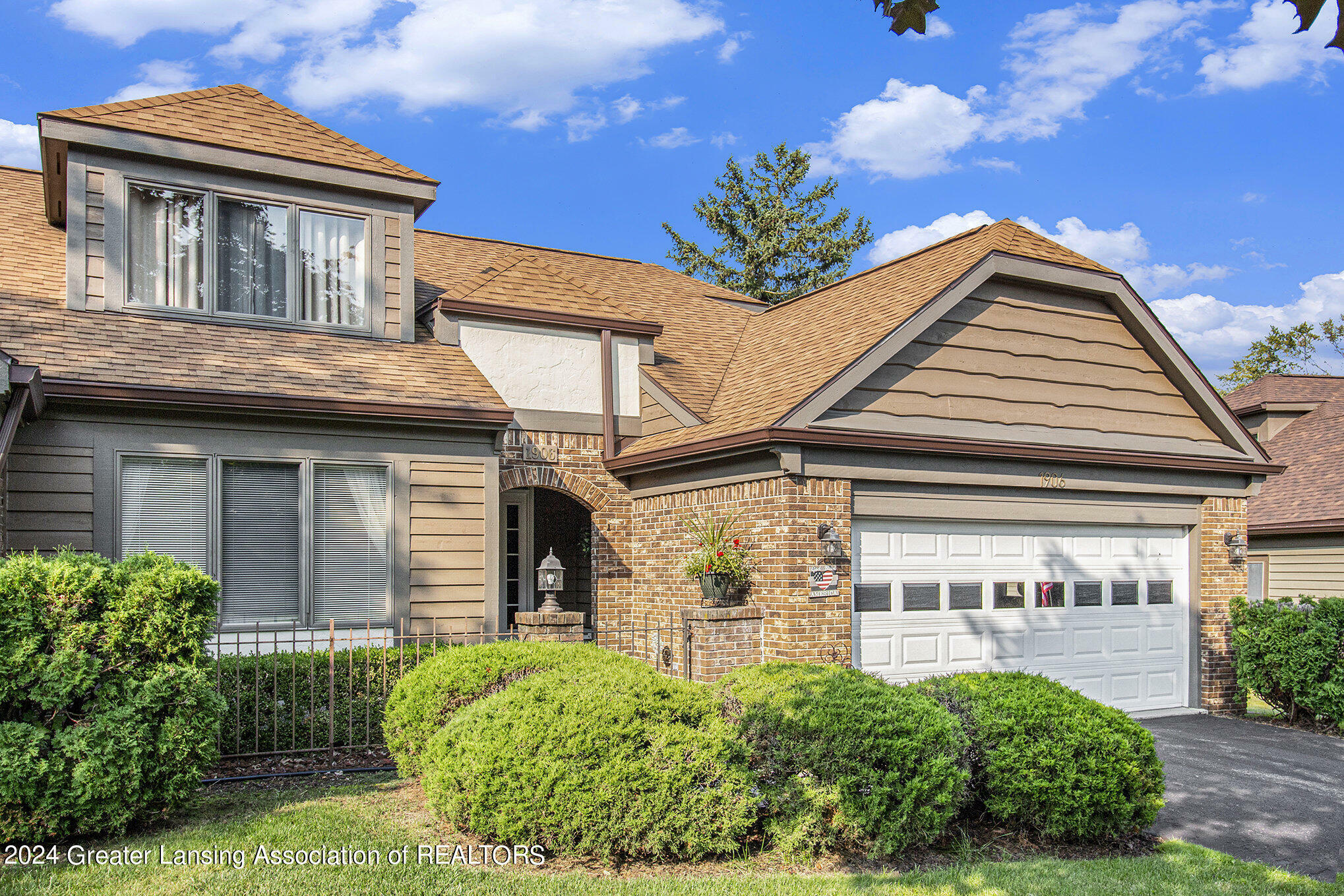 Property Photo:  1906 E Danbury  MI 48864 