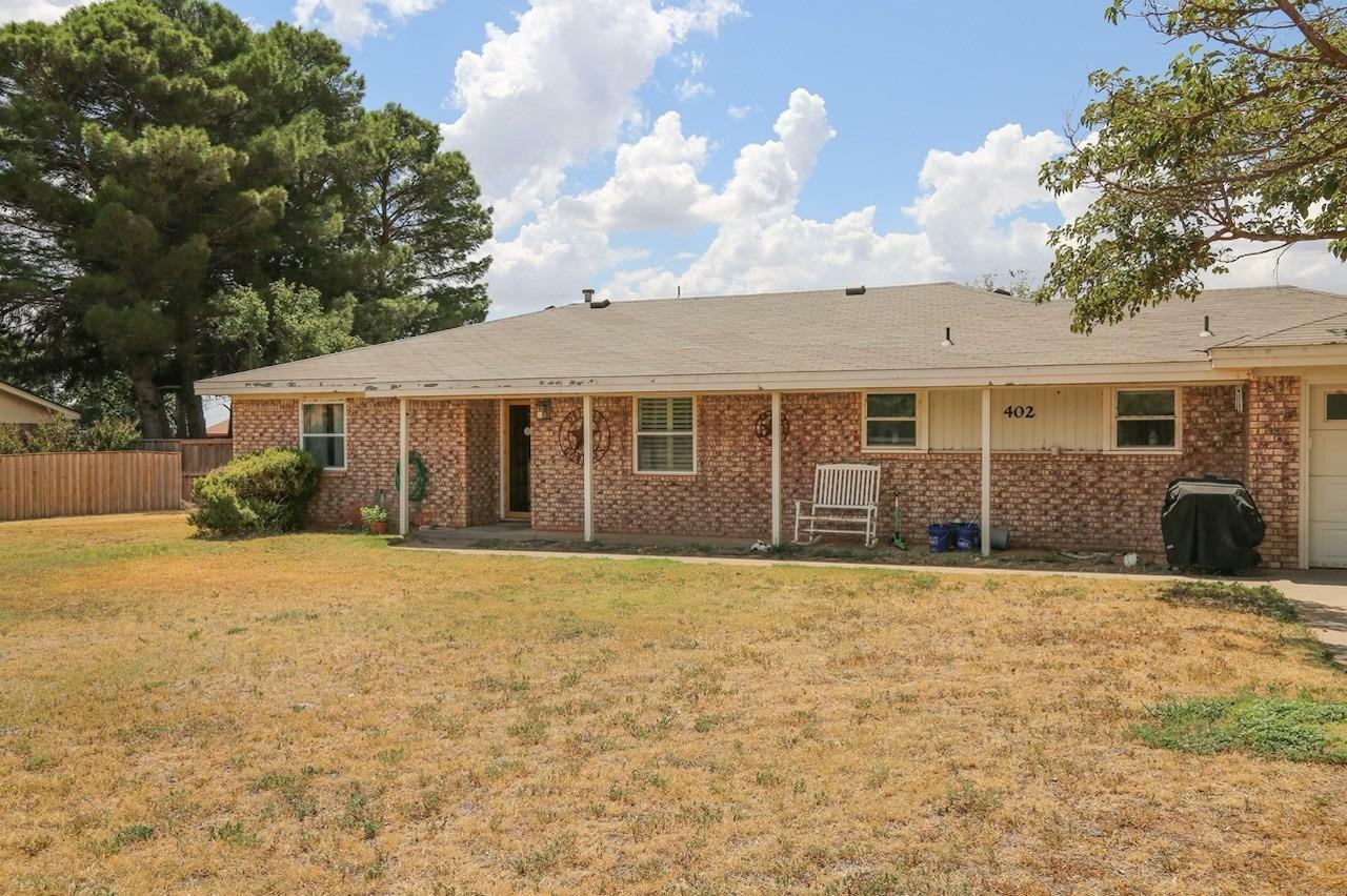 Property Photo:  402 Main Street  TX 79358 