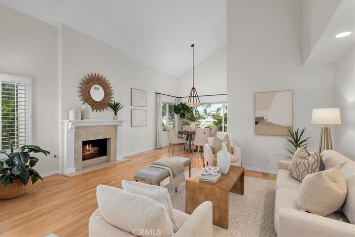Property Photo: 42 Woodgrove CA 92604