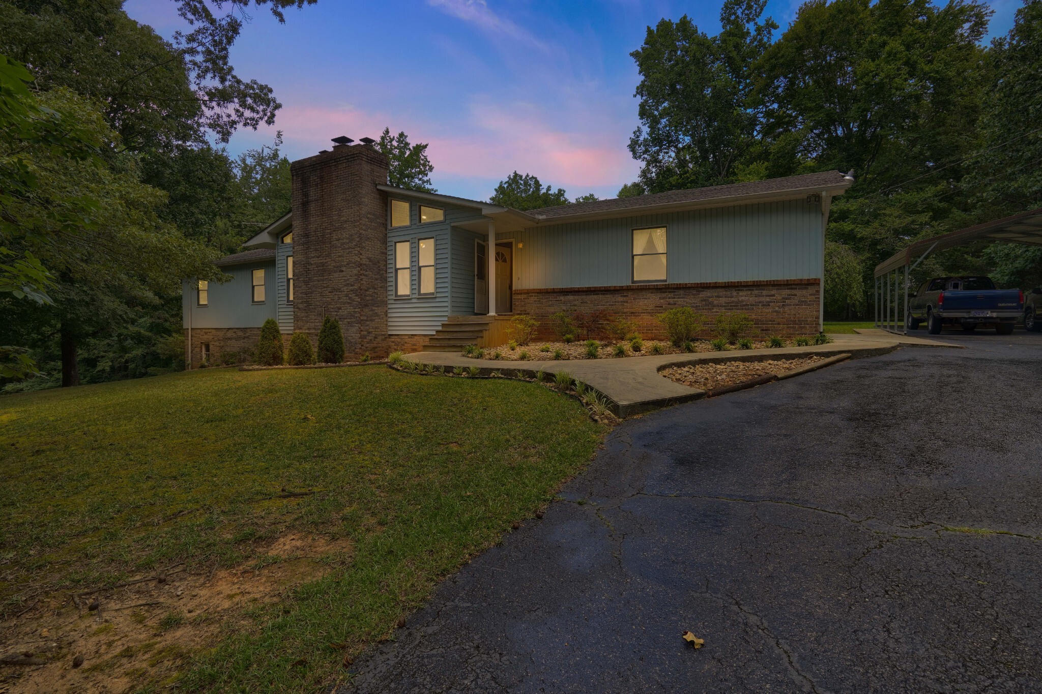 Property Photo: 600 Margaret Cir TN 37110