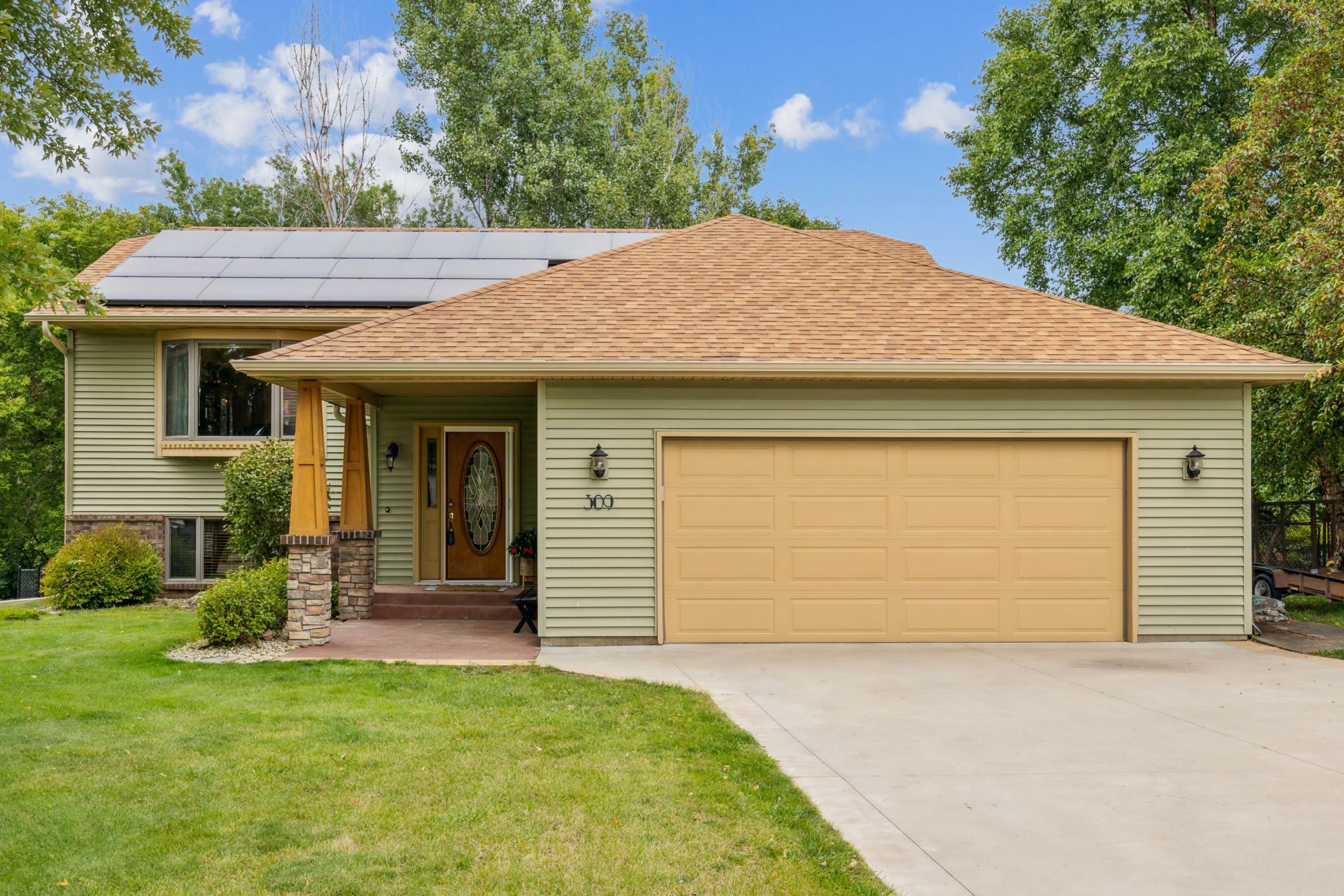 Property Photo:  309 E Highview Court  MN 56379 