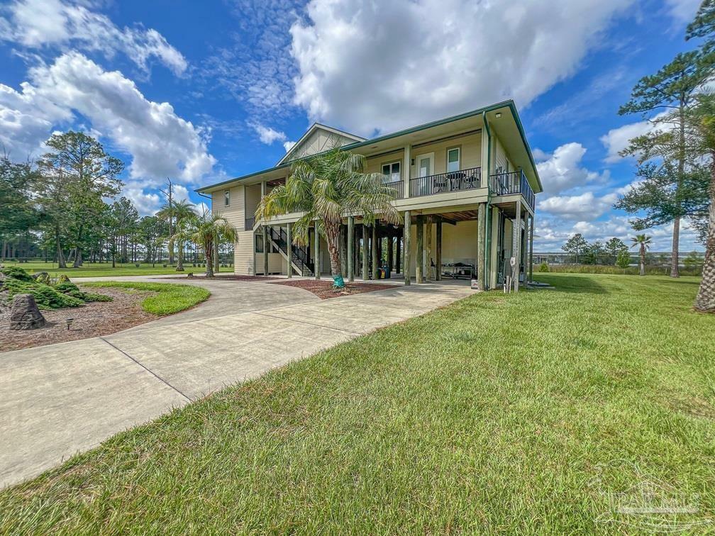 Property Photo:  4259 Casey Jones Loop  FL 32583 