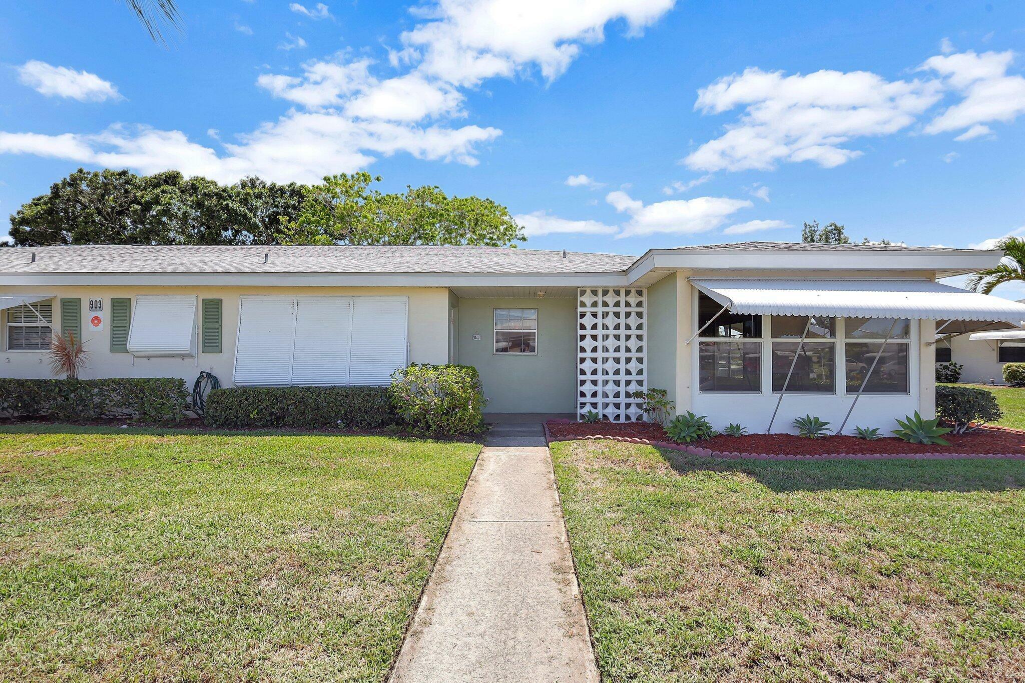 Property Photo:  903 E Savannas Point Drive D  FL 34982 