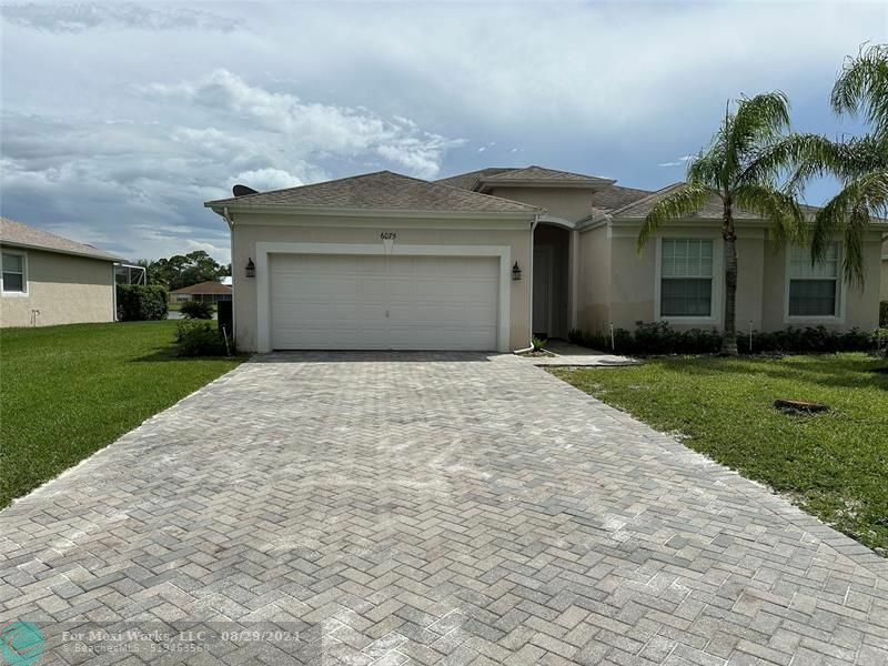 6075 46th Ln  Vero Beach FL 32967 photo