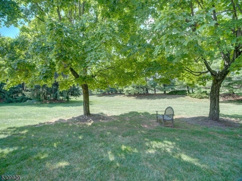 Property Photo:  208 Westminster Pl B-2  NJ 08822 