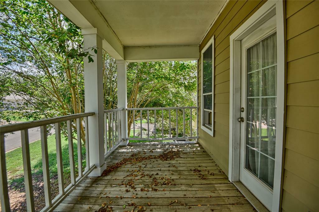 Property Photo:  2105 Springwood Drive  TX 77833 