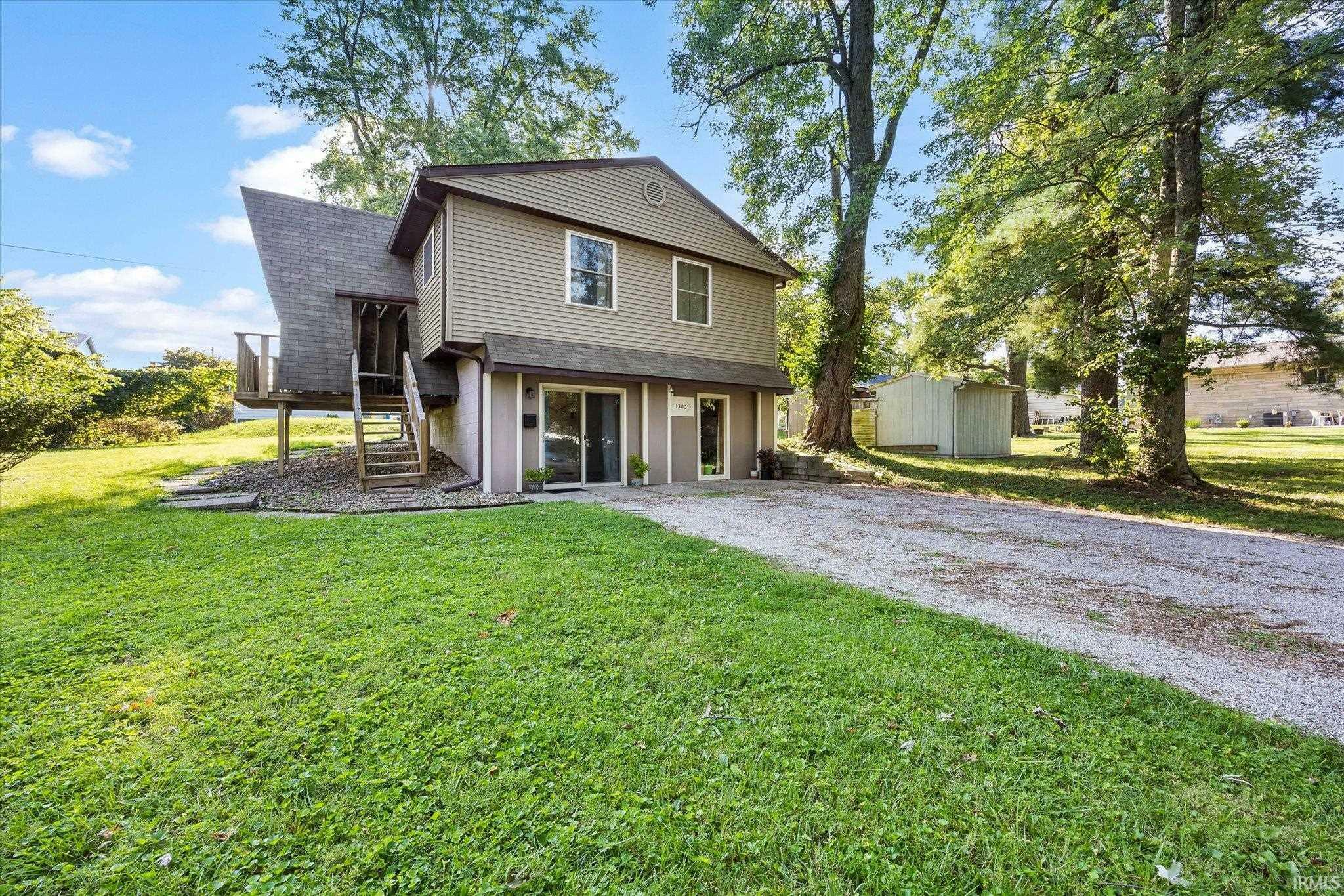Property Photo: 1305 S Park Avenue IN 47401