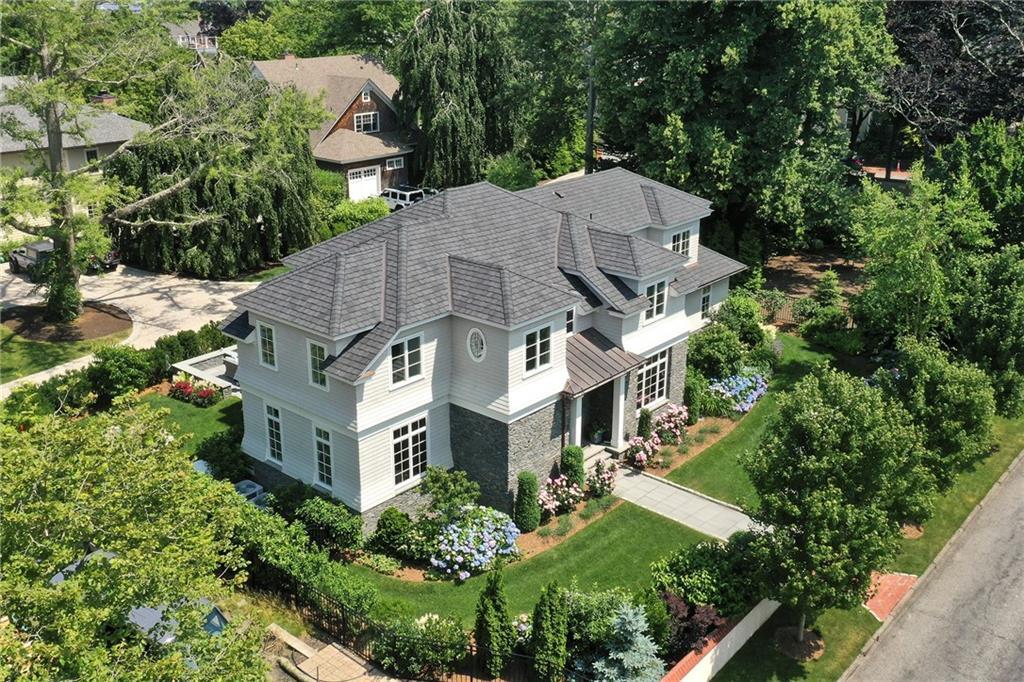 Property Photo:  82 Rhode Island Avenue  RI 02840 