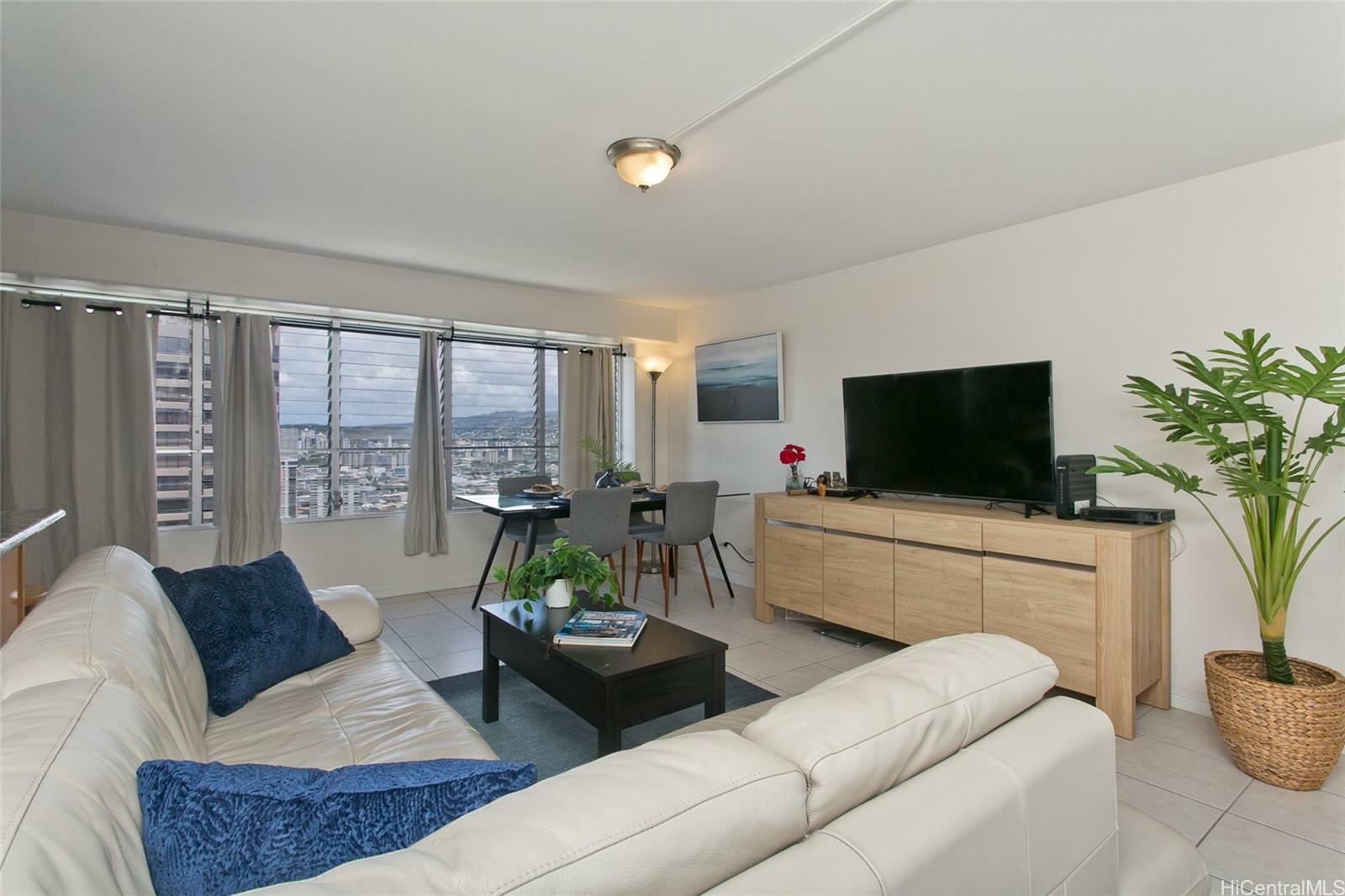 Property Photo:  2525 Date Street 3706  HI 96826 