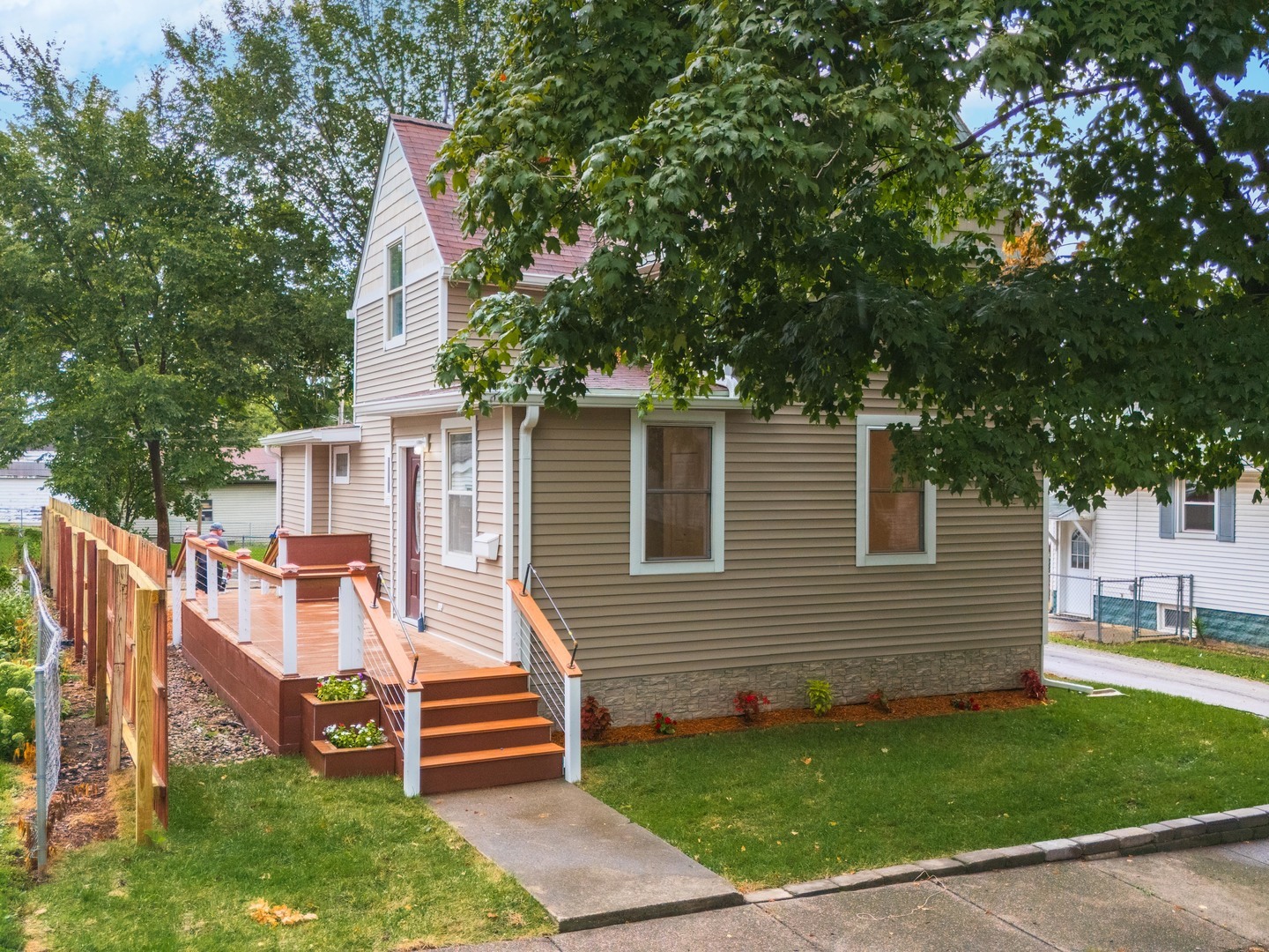 Property Photo:  1608 N Roosevelt Avenue  IL 61701 