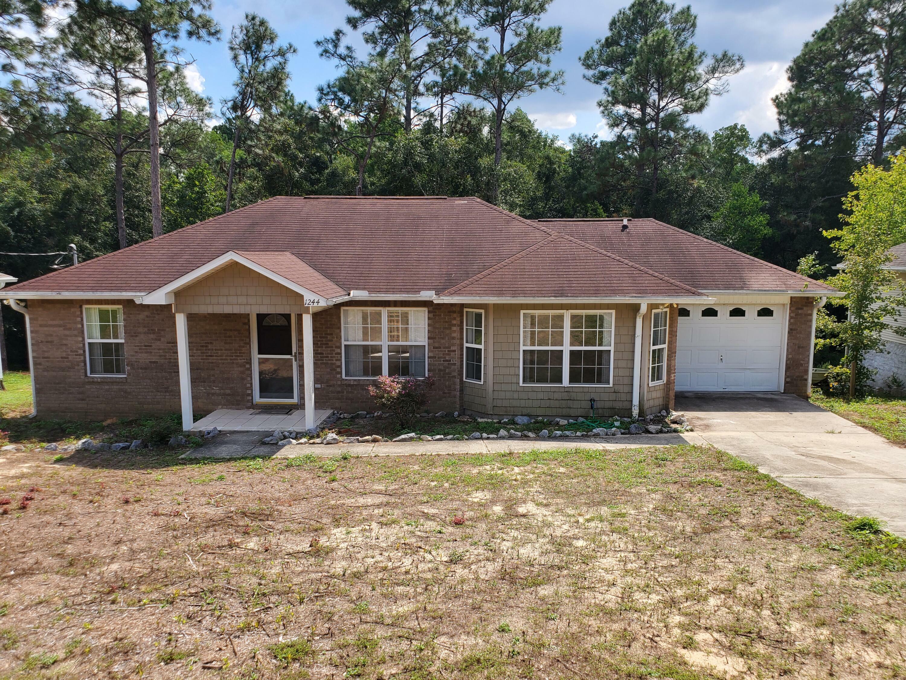 Property Photo:  1244 Walter Avenue  FL 32536 