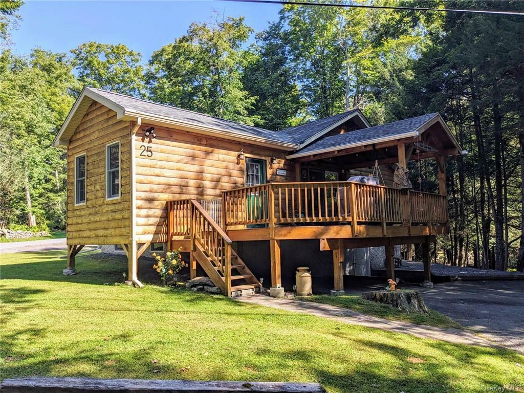 Property Photo:  25 E Reindeer Trail  NY 12778 